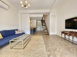 Kubler's House-  By Beach Apartments TLV