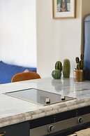 Kubler's House-  By Beach Apartments TLV