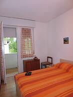 Holiday Home With Pool Garden and Fireplace