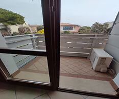 Modern and Cozy Apartment Close to the Beach