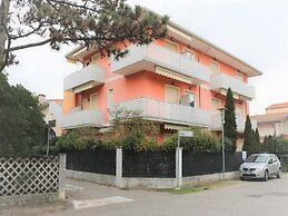 Modern and Cozy Apartment Close to the Beach