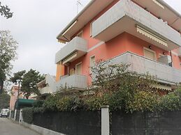 Modern and Cozy Apartment Close to the Beach