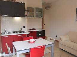 Modern and Cozy Apartment Close to the Beach