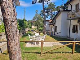 Large Villa With Garden Near the sea