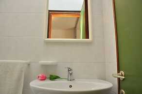 Wonderful Studio Apartment With Terrace