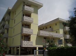 Wonderful Studio Apartment With Terrace