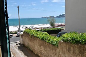 Sea Breeze Seafront Flat