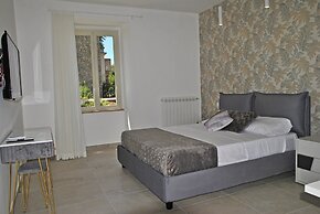 Sea Breeze Seafront Flat