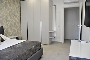 Sea Breeze Seafront Flat