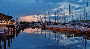 Modern Lovely Studio With Swimming Pool by Beahost Rentals