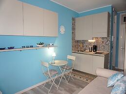 Modern Lovely Studio With Swimming Pool by Beahost Rentals