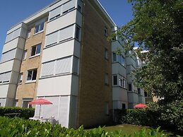 Comfortable Apartment With Parking Near the Beach