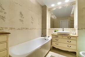 MARGI Eclipse Apartament