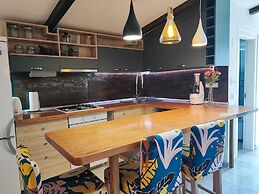 Two Bedroom Apartmant Marijano With Garden