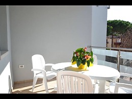 Modern Flat in Central Location in Rosolina Mare