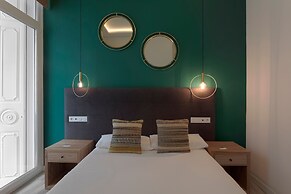 Fresh Velazquez Apartments