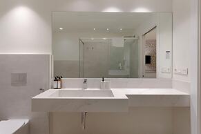 Fresh Velazquez Apartments