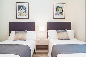 Fresh Velazquez Apartments