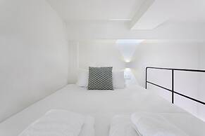 Fresh Velazquez Apartments