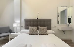 Fresh Velazquez Apartments