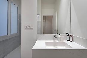 Fresh Velazquez Apartments