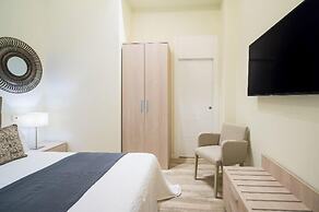 Fresh Velazquez Apartments