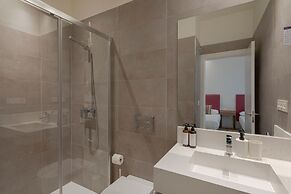 Fresh Velazquez Apartments