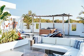 SafiraBlu Luxury Resort & Villas