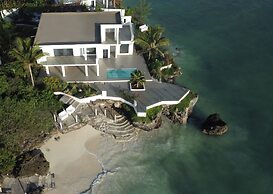 SafiraBlu Luxury Resort & Villas
