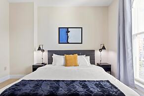 King Bed Walk Score 91 Near King ST Close to DCA