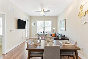 Comfortable Old Town Alexandria Patio Near DCA