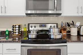 Comfortable Old Town Alexandria Patio Near DCA