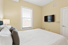 Comfortable Old Town Alexandria Patio Near DCA