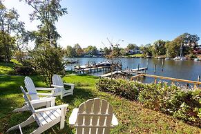 12 M to Naval Acadmey Waterfront Calming Paradise