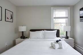 Pet Friendly 3BR Arlington Close to Metro Fast Wifi