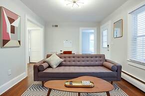 Pet Friendly 3BR Arlington Close to Metro Fast Wifi