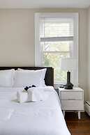 Pet Friendly 3BR Arlington Close to Metro Fast Wifi