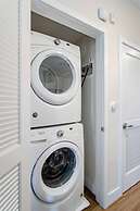 Close to DCA OLD Town With Rooftop Access