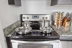 2BR Walking Score 98 King St Old Town Wifi