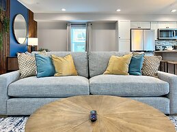 Waterfront 4BR 1st Floor Master Family Ready Bwi