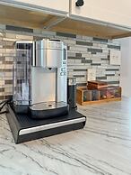 Waterfront 4BR 1st Floor Master Family Ready Bwi