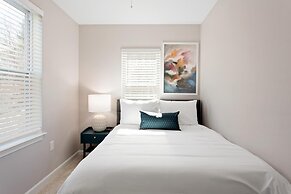 Waterfront 4BR 1st Floor Master Family Ready Bwi