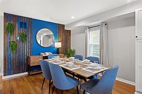 Waterfront 4BR 1st Floor Master Family Ready Bwi