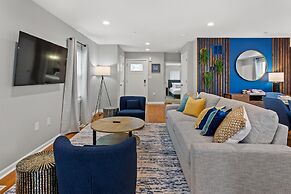 Waterfront 4BR 1st Floor Master Family Ready Bwi