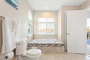 Waterfront 4BR 1st Floor Master Family Ready Bwi