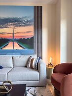 OLD Town Close to DCA King BED Walkscore 91