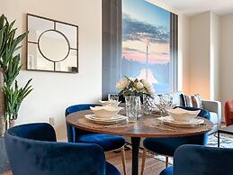 OLD Town Close to DCA King BED Walkscore 91