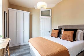 Crystal Palace Residence I