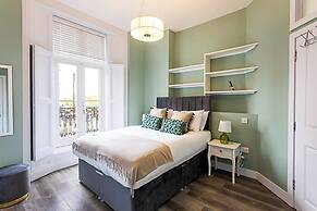 Crystal Palace Residence I