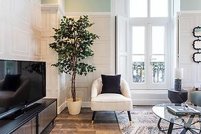 Crystal Palace Residence I